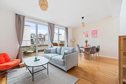 Modern Apartment in City Center